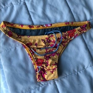 NWOT Jolyn print Brazilian bikini bottom